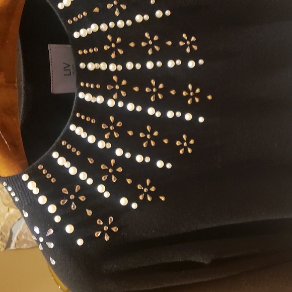 Nwt Liv Milano Large black with white pearl and cyrconia sweater - Picture 4 of 9